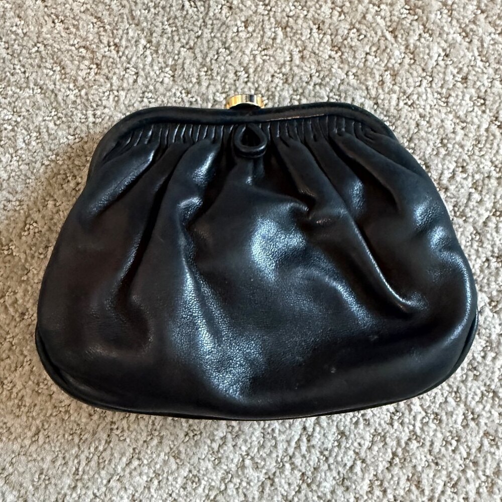 Chanel Black Leather Gold Kiss Lock Bag - Picture 2 of 12